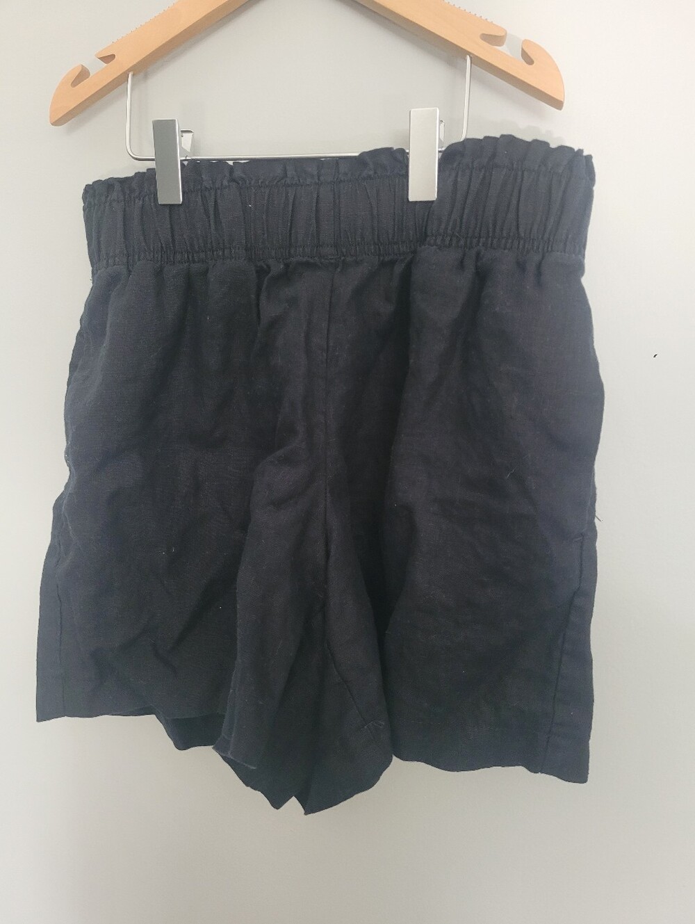 Quince 100% European Linen High Waisted Shorts - Black - Size XS - Picture 2 of 8